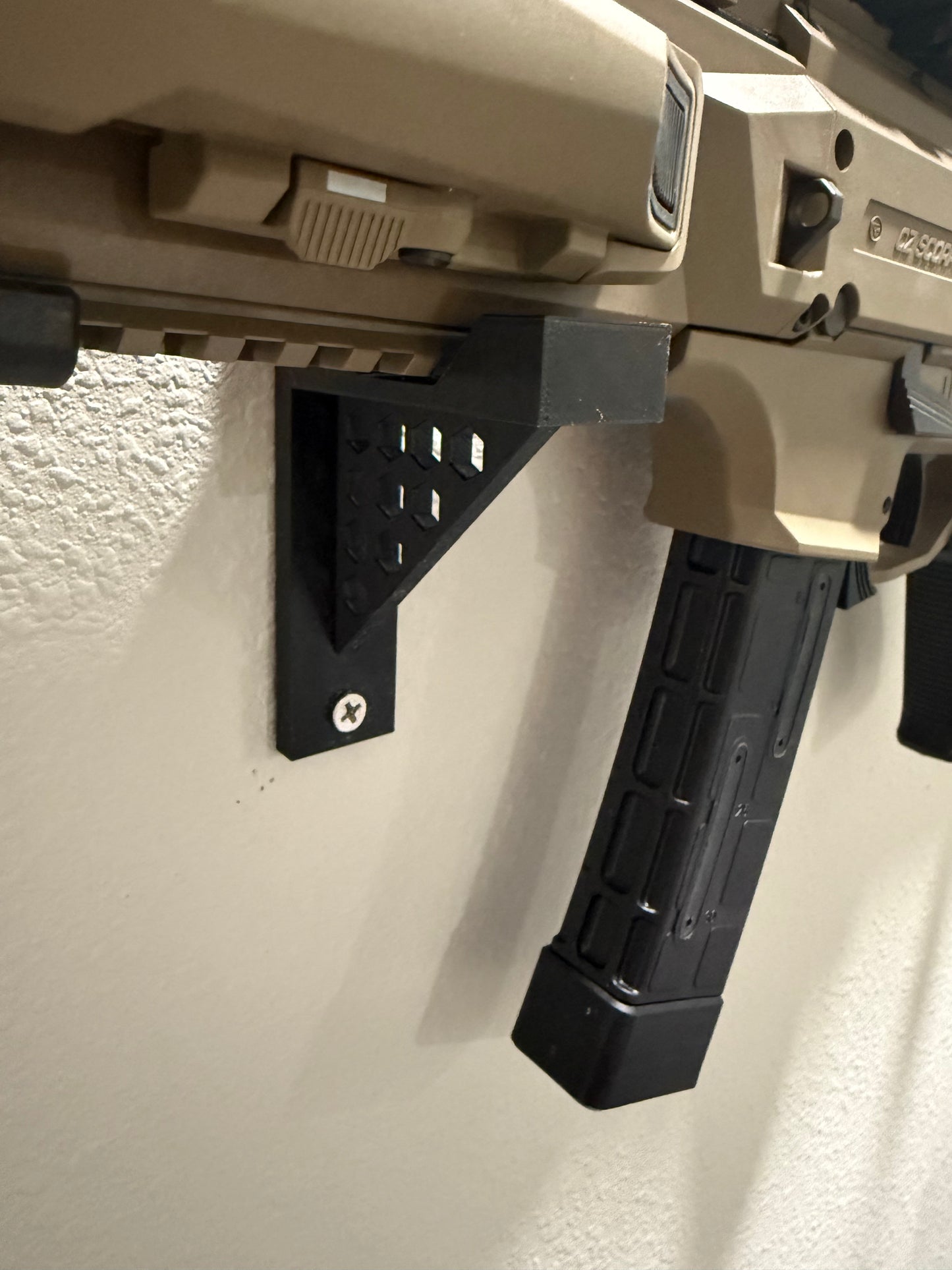 HexMount - Honeycomb L-Brackets for Rifle Wall Display