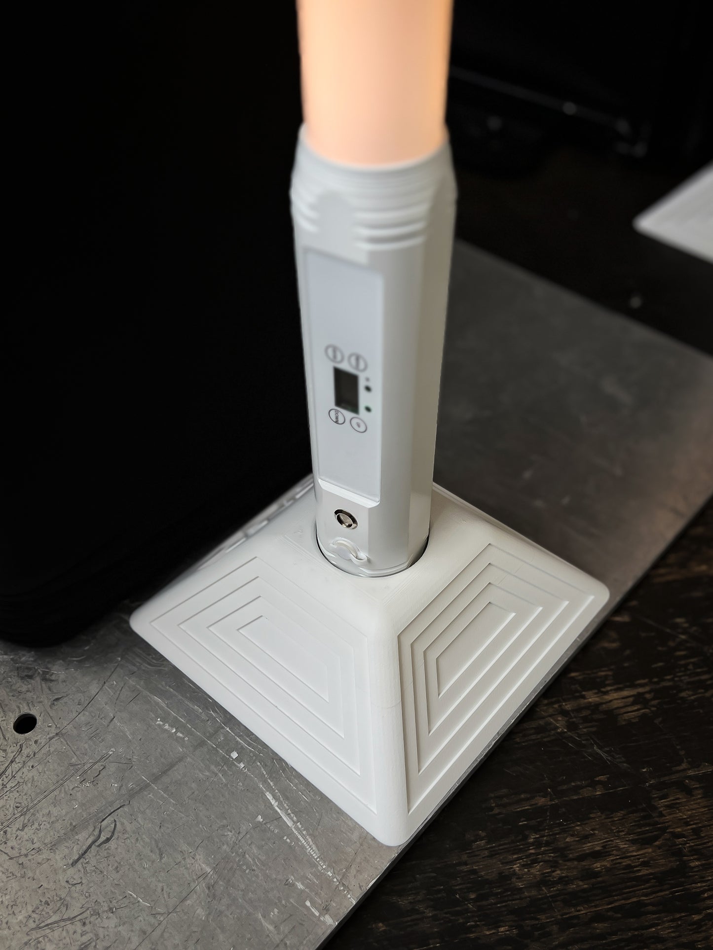 StackLite Pyramid Bases for Both LED Tubes
